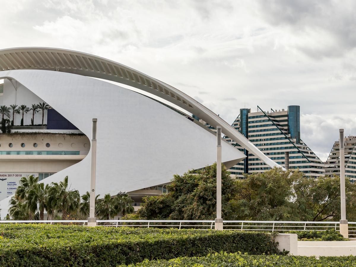 Travel Habitat - Ciudad De Las Ciencias Valensiya Dış mekan fotoğraf